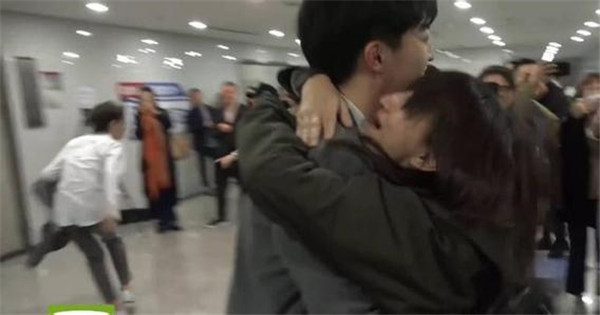 ����ũ�ְ���˭��ô����ȥ������ ����ũ������Ƭ��ͥ״��������