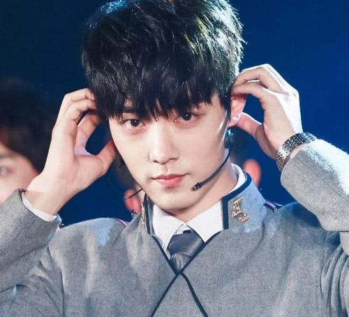 Ϊʲô����ֻ�Ͽ�Фս �¿�������ıΪФս��������ô����