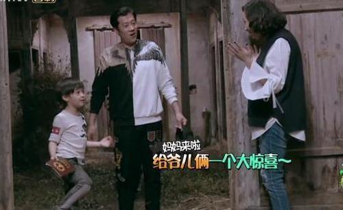 秦娟是蔡国庆老婆吗哪一年结婚的 蔡国庆老婆秦娟是干什么的照片