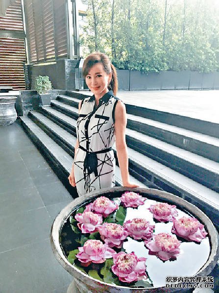 ̨����Ա���ظ��������Ը��� �����ݹ���Щ�Ƶ�����Ʒ