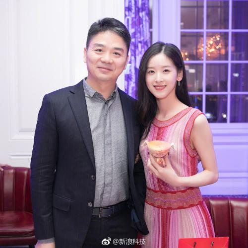 �����츸�����Ͼ��׸������ʲ���Ů����Ƭ ��ǿ������������