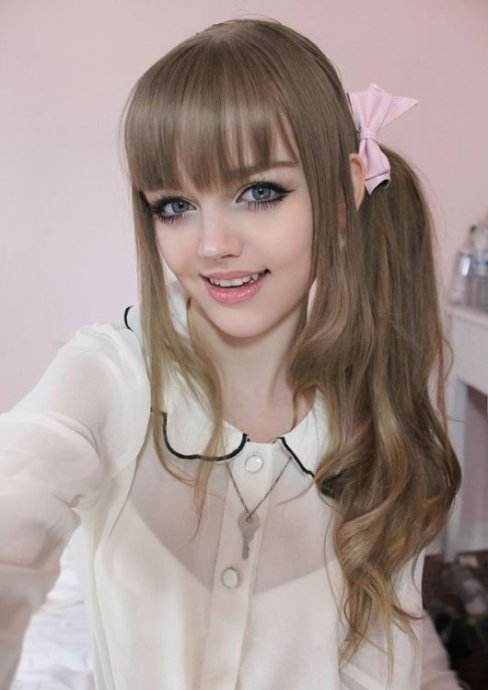 美国18岁真人芭比kotakoti美炸 但知道她原本样子年龄的你真想哭