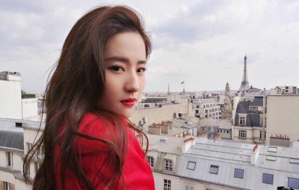 ������Ը�ͼƬ ����Ʋ�С���߹�ͼ �������ͼ�����ͼ