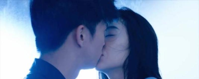 Ѧ֮ǫ����С�ʲô��ϵ