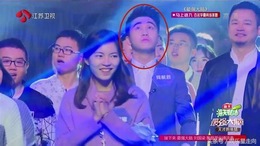 ��ǿ���Ժ�����ڼ��� ����������Ƕ���������������������