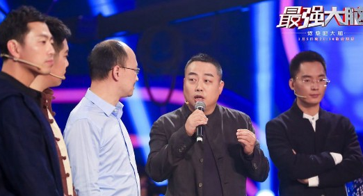 ��ǿ���Ժ�����ڼ��� ����������Ƕ���������������������