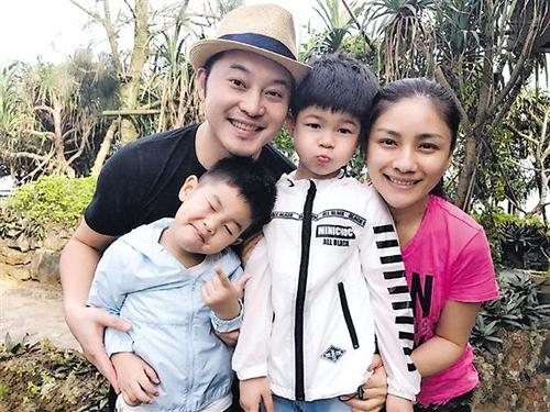 ���ɽ�����λ��һ���Ϲ���˭ǰ�����ռ���ҥ������ ����ͷ��