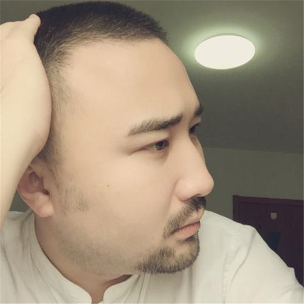 代表作品:《快乐男声》职业:歌手出生日期:1986年3月11日微博:_胖胖胖