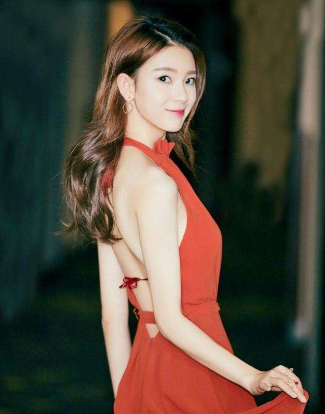 ���������������˭��ô��ʶ�Ļ���һ���� �����������ϱ�������