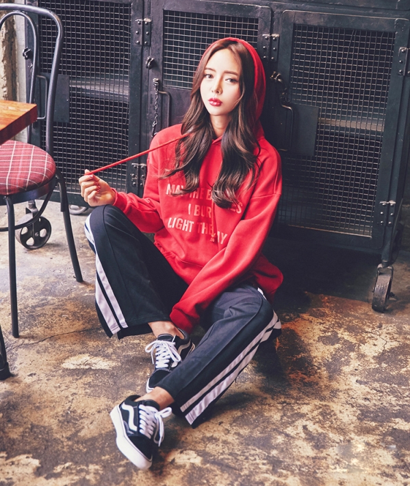 Ů����ɫ���´���ͼƬ��ʲô���Ӻÿ� Ԫ���������������