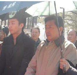 �������λ���ǰ���������ϼ����ʲô�� ������ǰ��Ϊ�����