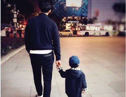 �����ĵ�һ�������ǽ����ʲô��ϵ ��ɺ����������Ϲ��������