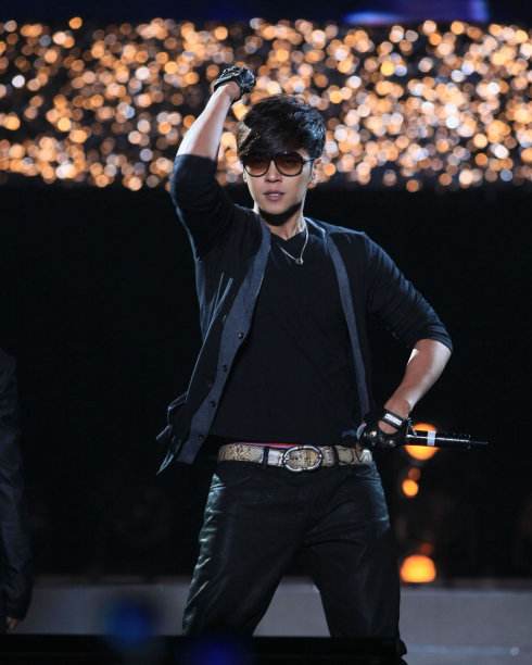 ʮ��������������������� �й��˾�Ȼռ�˰������賬���г���