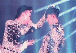 天涯爆料权志龙李胜利 权志龙对胜利的占有欲有多强爆每天都要亲