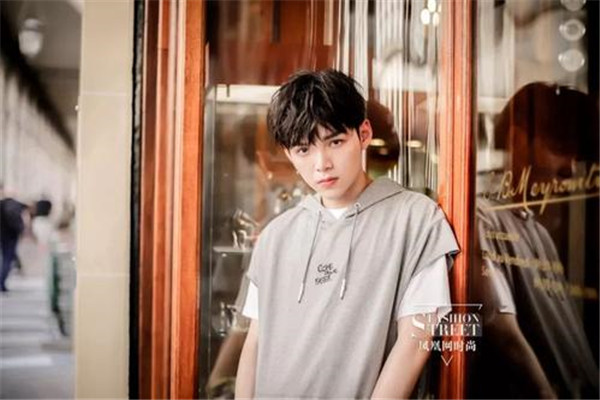 ���ǽ���ô��ô��Ǯ�Ǹ������� ���ǽ�Ϊʲô���ڱ���ںö���