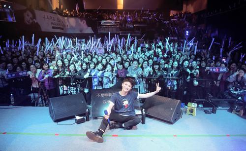 ����������ϼ�龿��������Ů�� ����Ϊʲôû��Ů����