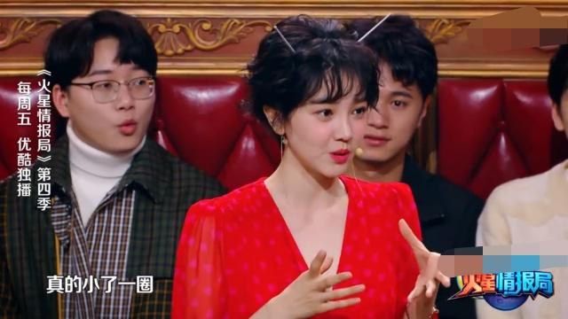 ��С���˭�ĸ�ǰ������˭��Ƭ ��С������ı��Ӻü�������Ƭ