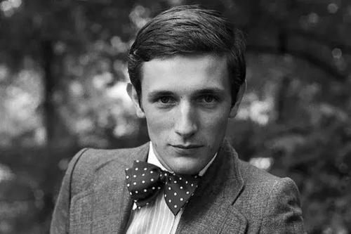 ���ζ��Ϸ�ү������Ů������ȡ��ͬ������ ����Щ�г���������ʷ