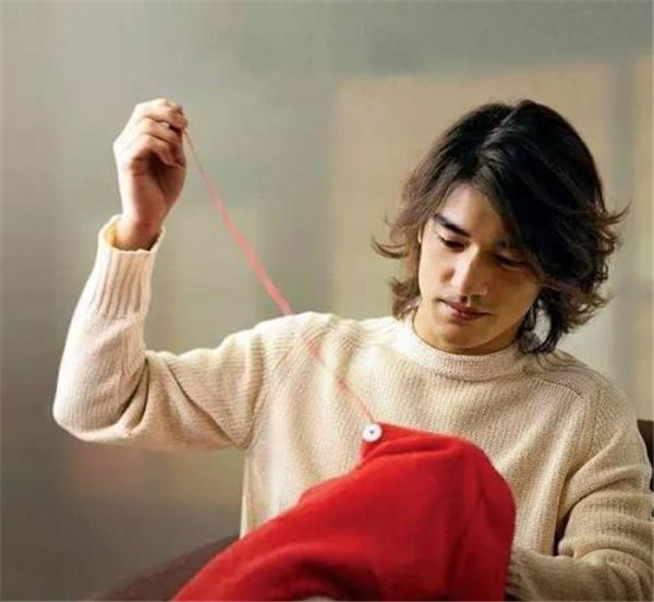 ��������˵����ж�˧��ٷ��� ����Ů�����۽������ֵʲô����