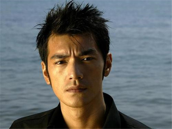 ��������˵����ж�˧��ٷ��� ����Ů�����۽������ֵʲô����