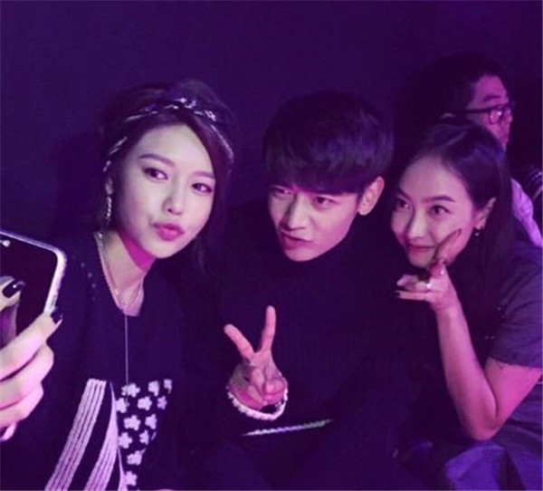 ���̸���������������·ۺ쿪�� �����������ô��Զ���ַ�����