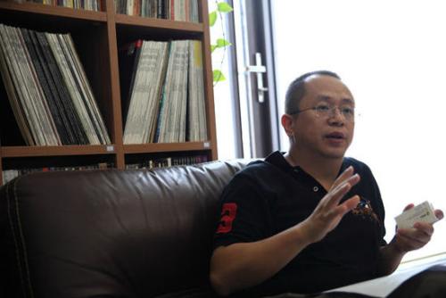 �ܺ�t�����ź������������Ƭ �ܺ�t��ô׷���ź����м�������