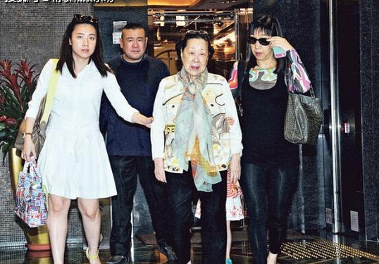 甘比如何赢得大刘的心 甘比一看就是厉害之人能忍常人忍不了