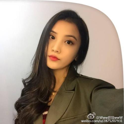 王君瑞长得很漂亮,身材也很棒,一直都被认为是上戏的校花.