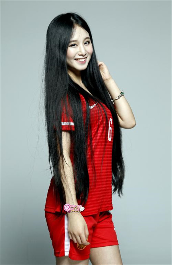 台球主播艾菲joan微博真名多大了哪里人 斯诺克主播艾菲的艳照