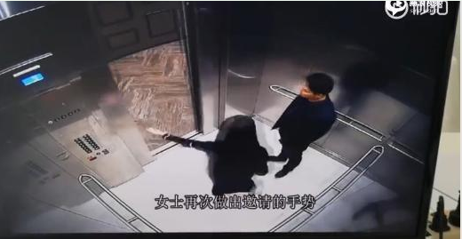 ��ǿ������Ů����Ң��Ƭ������������˭ ����Ң��ͥ������θ���