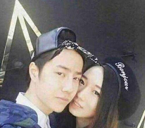 ��һ�����ϵ�ǰŮ����˭ ��һ���������������ǰŮ����������