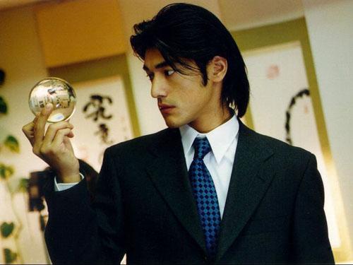 �����������Ϊʲô����� �������ϵ�Ů���Ѷ���˭���¶�̬