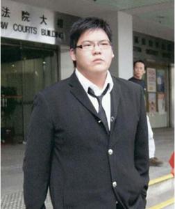 向佑长得这么难看是不是向华强亲生 向华强面相很凶恶被传弱智