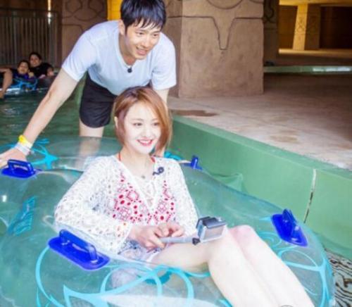 ����Ȼ��֣ˬ̫���� ����Ȼ��֣ˬ�ַ�ԭ������֮�䷢����ʲô