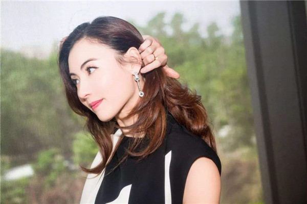 �Ű�֥��̥������˭ �Ű�֥����̥������Ȼ����