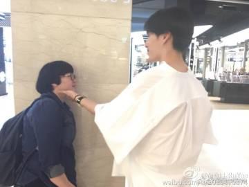 ��һ��Ф�����羧 Ф������羧������Ϊʲô���ٽ����羧����