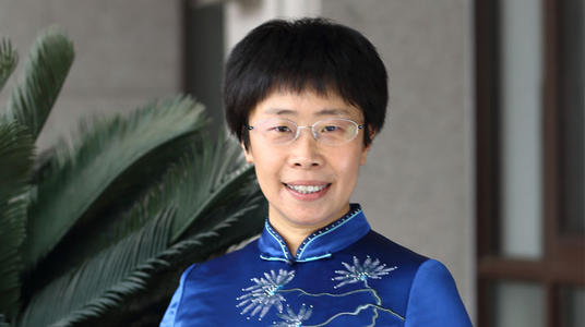 中国诗词大会蒙曼个人资料婚姻情况为什么不结婚 蒙曼不婚原因