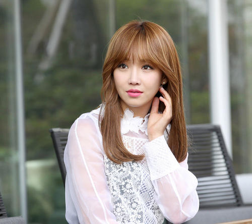 李宥利在韩国的地位 李宥利在韩国很有名是一线吗