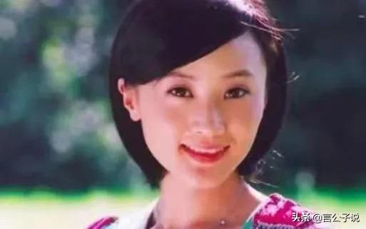 ����С��Ѹ������λŮ��Ա�ĶԱ�:�еĳ������� �е���鷭����