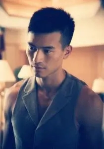 ������������ǰ����˭ ��ģ������ʷ��˭�����������������