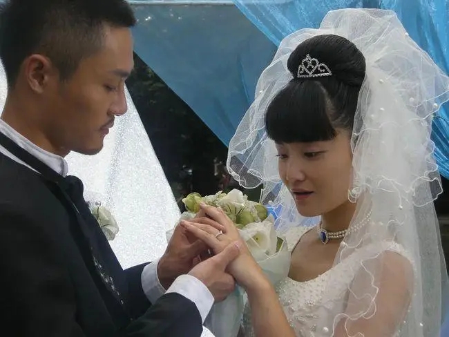 �������˭̸������ǰ������˭ ������ĸ��˸��龭������