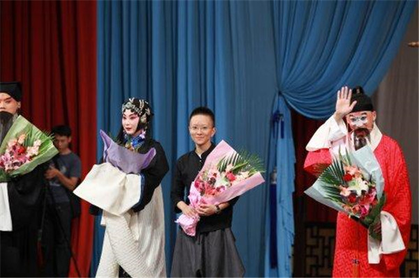 ���̺�����褵Ĺ�ϵΪ�η�����ô�� �������������Ůװ��Ƭ�ع�