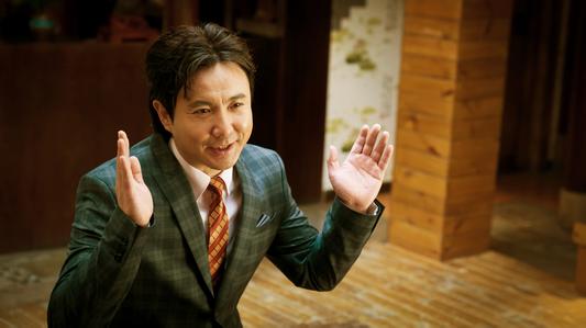 ̨����Ա��ܿ��Ϊʲô�����˭������ ����ײ������ӱ����˭��