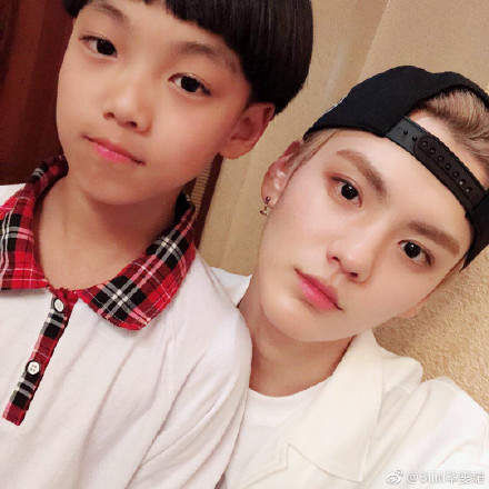 毕雯珺女朋友齐绍敏是谁资料照片 毕雯珺和吴宣仪什么关系恋爱了