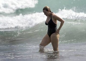 ������˹�������߶���Ƭ ������˹��������ʱ�����ζԱ���