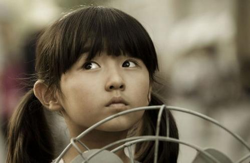 ���ӷ�������ϼ�����ͥ�������� ���ӷ���˭��Ů���ְֵ�����˭