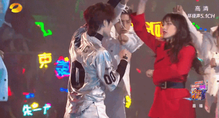 王一博和程潇什么关系恋情是怎么回事 王一博程潇甜蜜暧昧瞬间