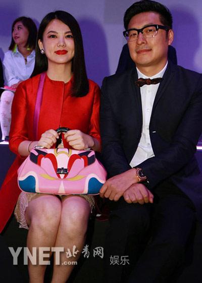 王岳伦的前妻是谁家境很牛吗 王思懿是王岳伦前妻吗个人资料简介