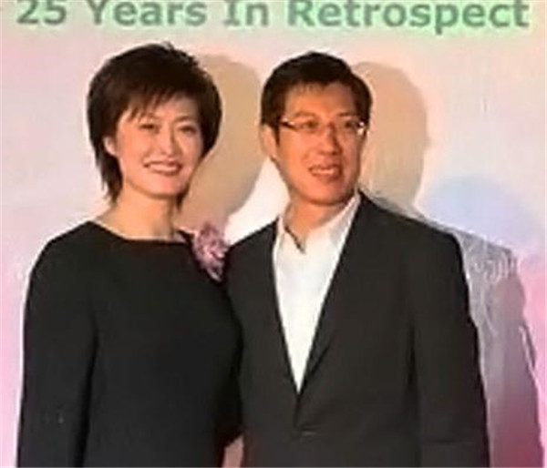 Ů������������������Ϲ���˭ ����Ů���������������˼�����Ƭ