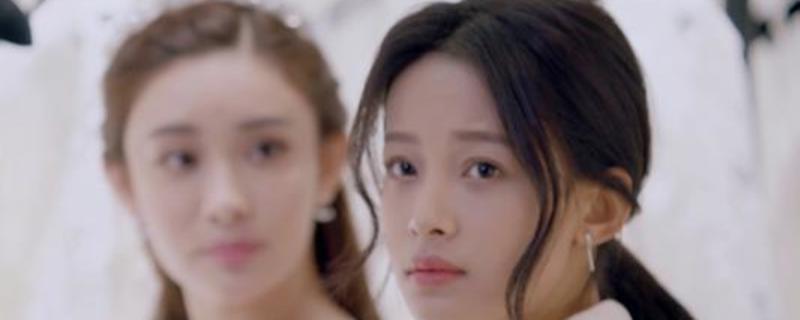 �����ĵ�һ�θ�˭��